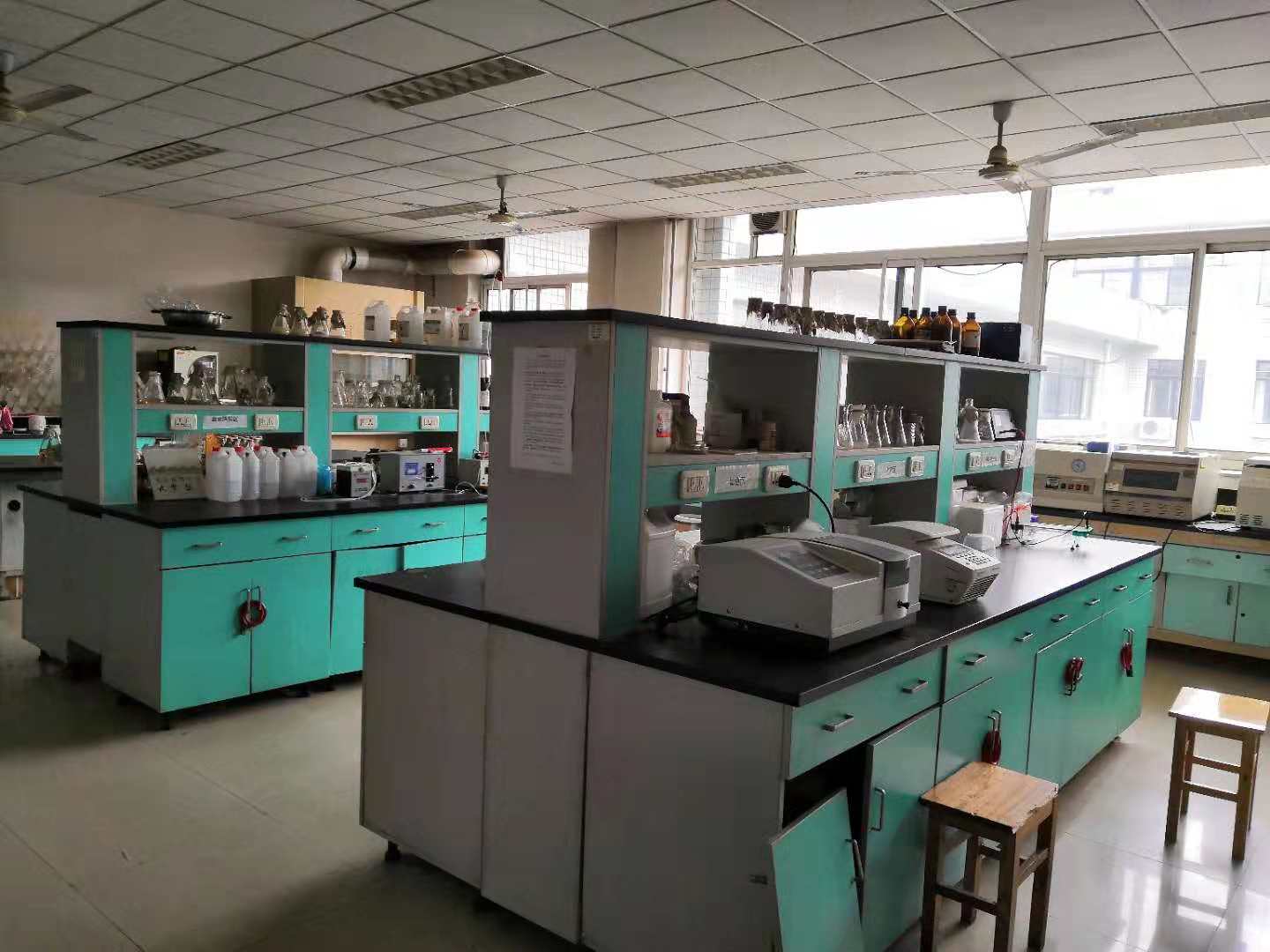 化验室4